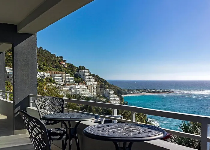 Clifton Yolo Spaces - Clifton Beachfront Executive Apartment