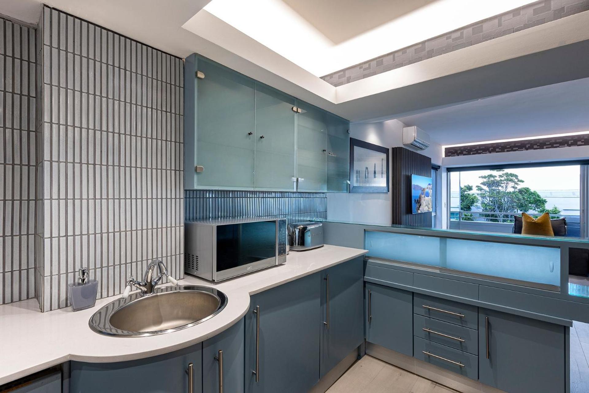Clifton Yolo Spaces - Clifton Beachfront Executive * Cape Town