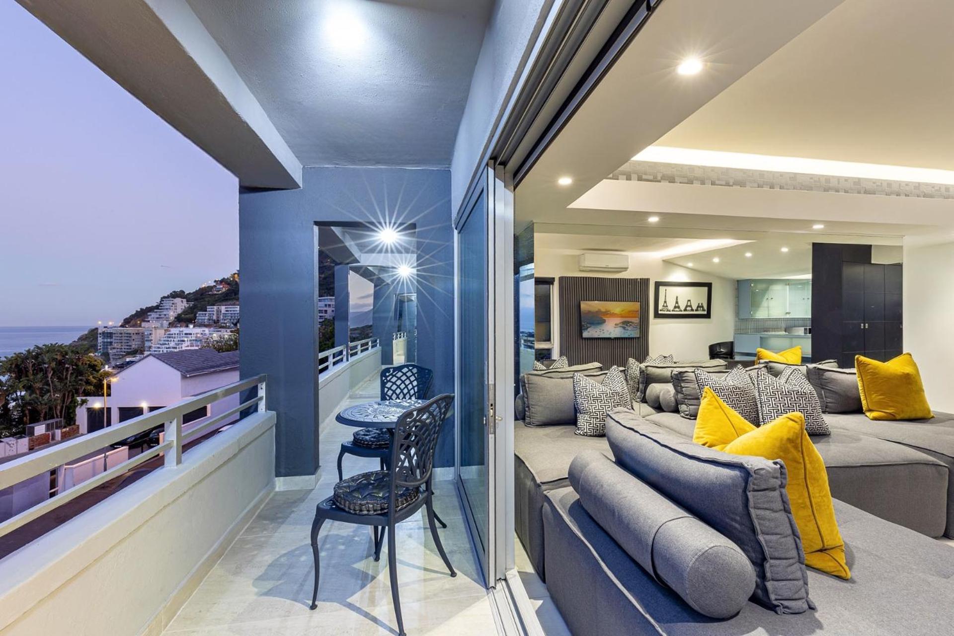 Clifton Yolo Spaces - Clifton Beachfront Executive Apartment *