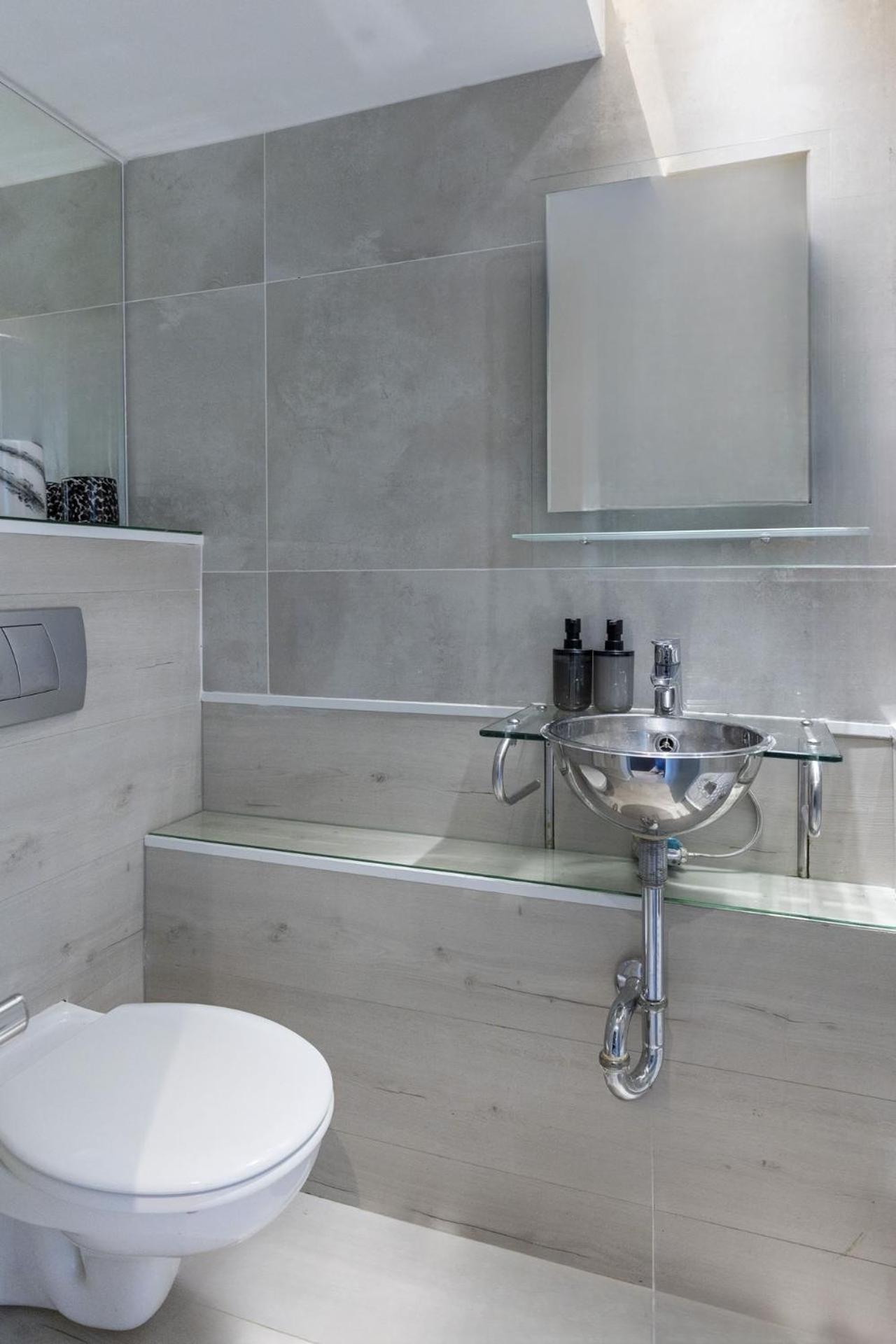 Clifton Yolo Spaces - Clifton Beachfront Executive *