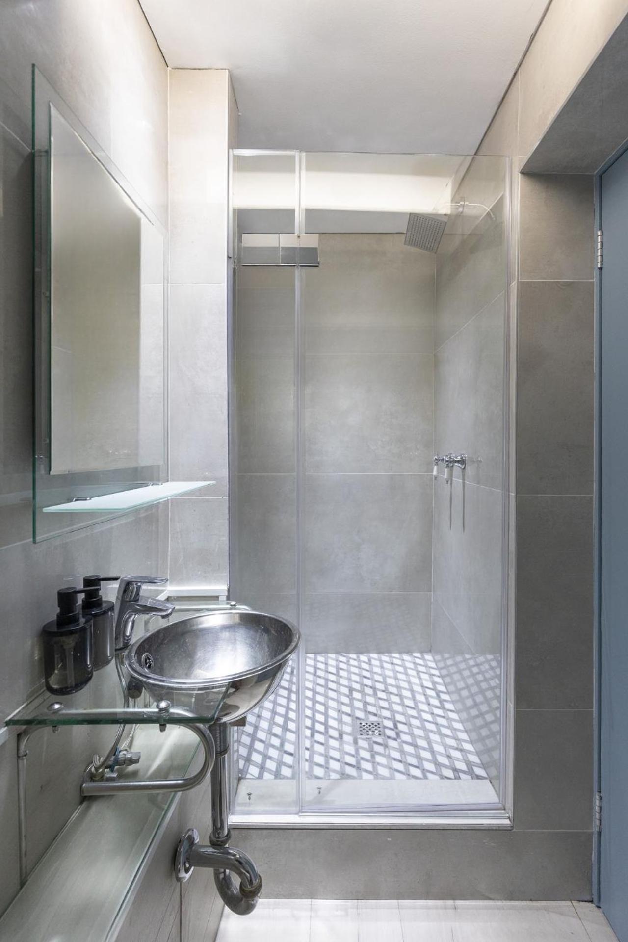 Clifton Yolo Spaces - Clifton Beachfront Executive *