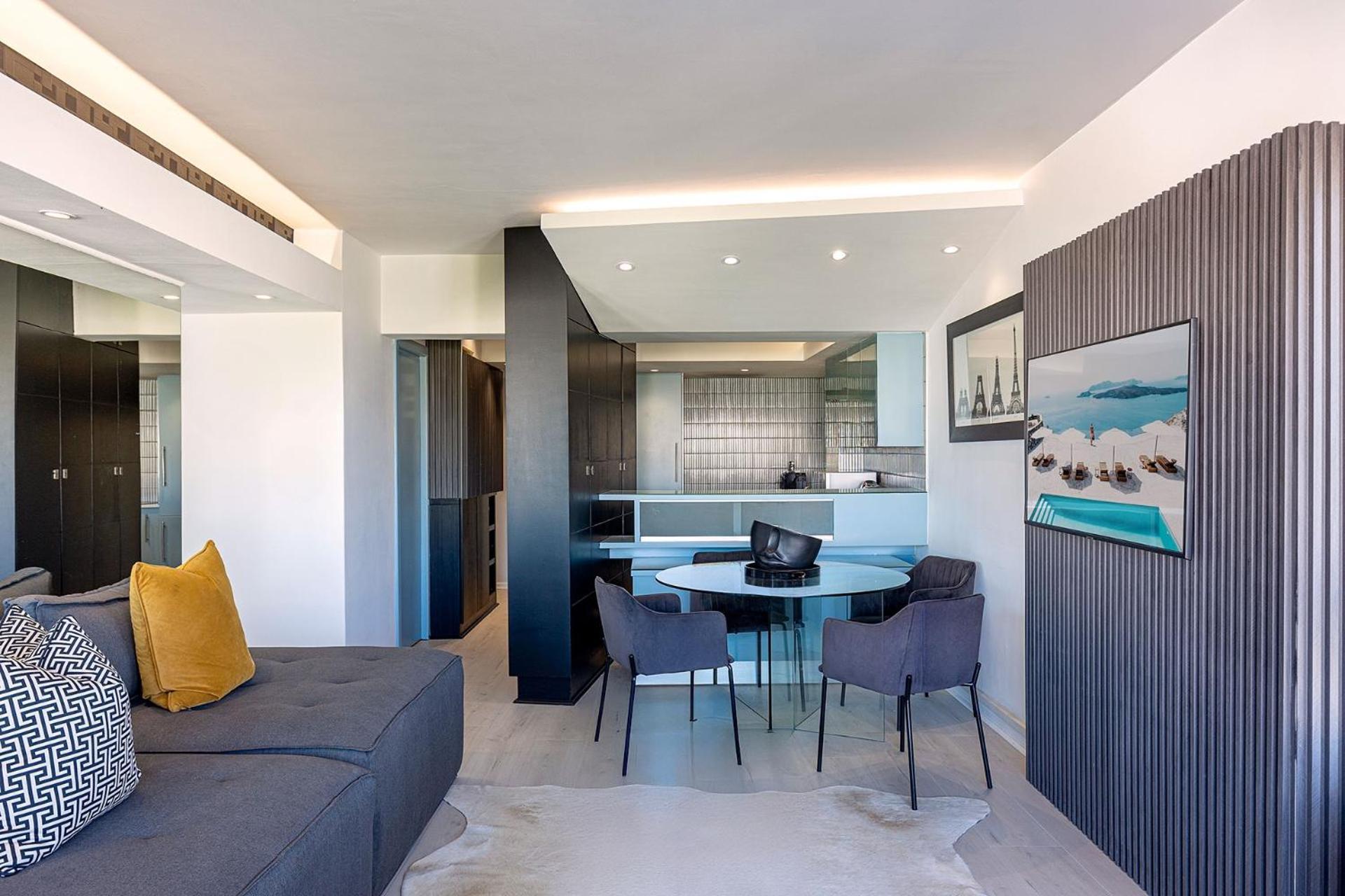 Clifton Yolo Spaces - Clifton Beachfront Executive